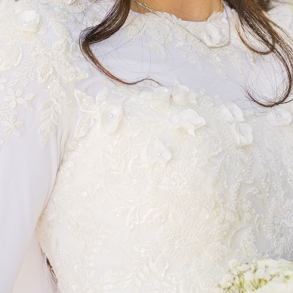 CUSTOM WEDDING DRESS - Picture 4 of 4